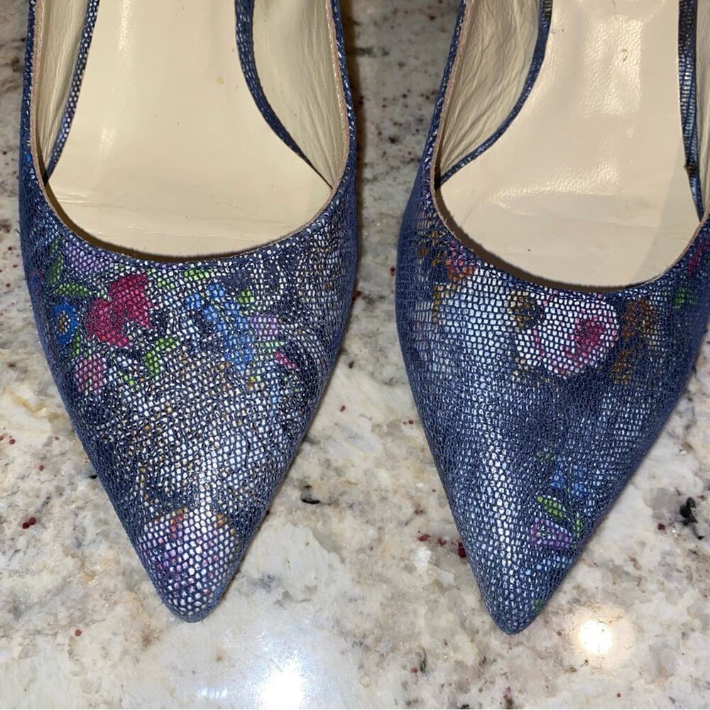 Butter Blue Floral Pointed Toe Pumps - Picture 4 of 14